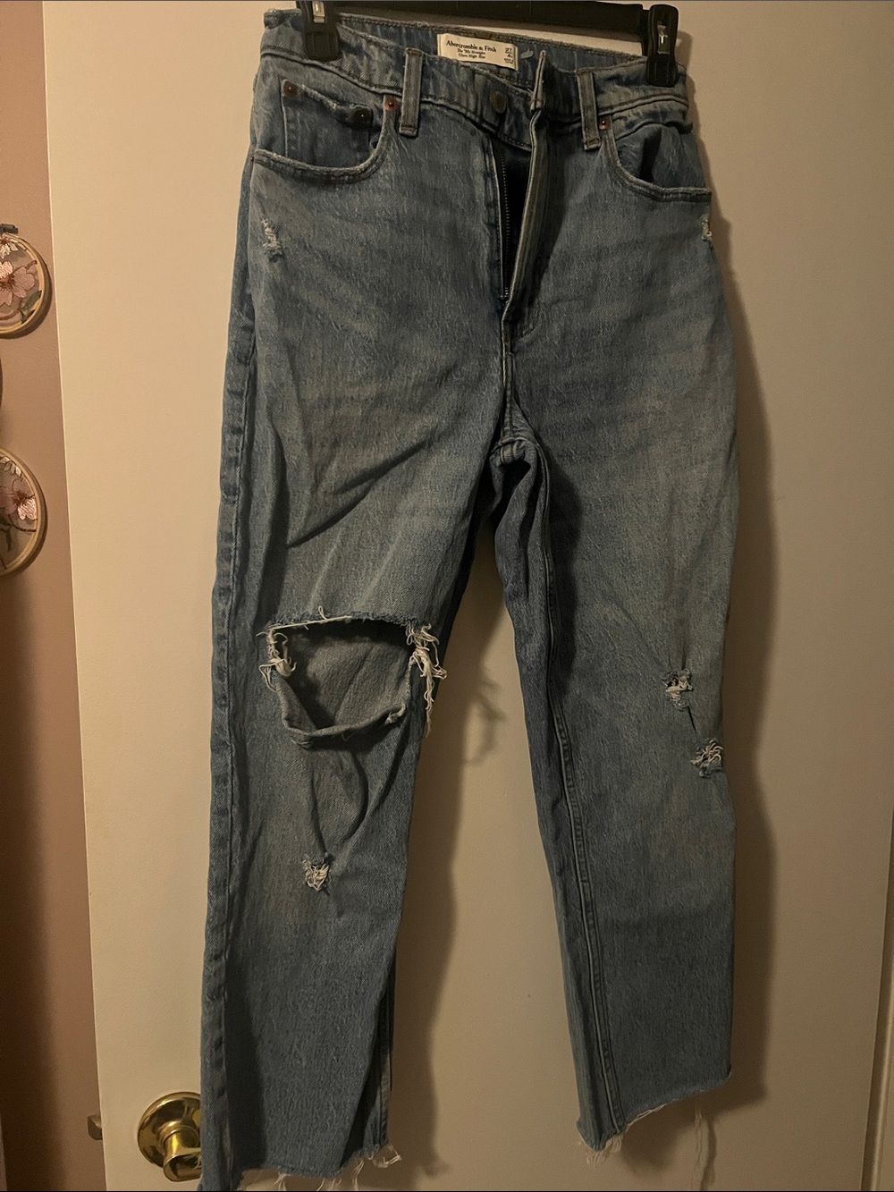 Abercrombie and Fitch Women's Medium Wash Distressed Jeans
